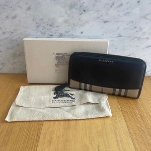Burberry House Check Derby Elmore Wallet (Black) w/ Dustbag and Box